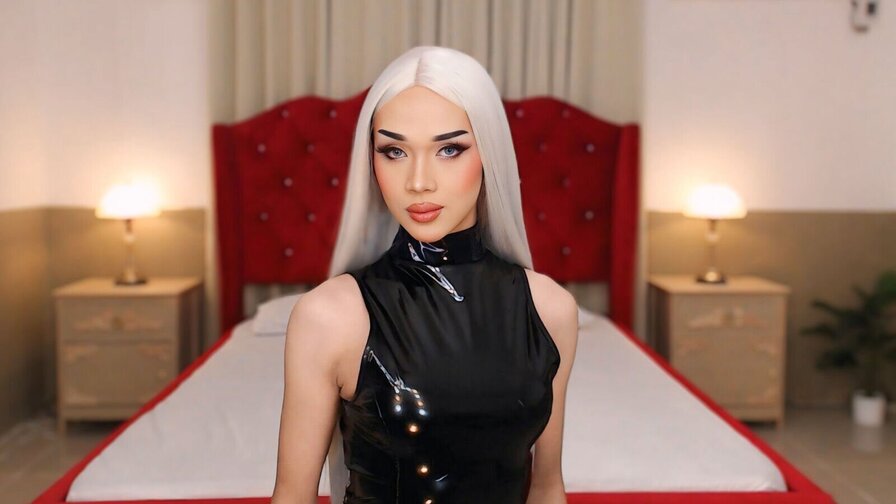 YzaraRoscoe
