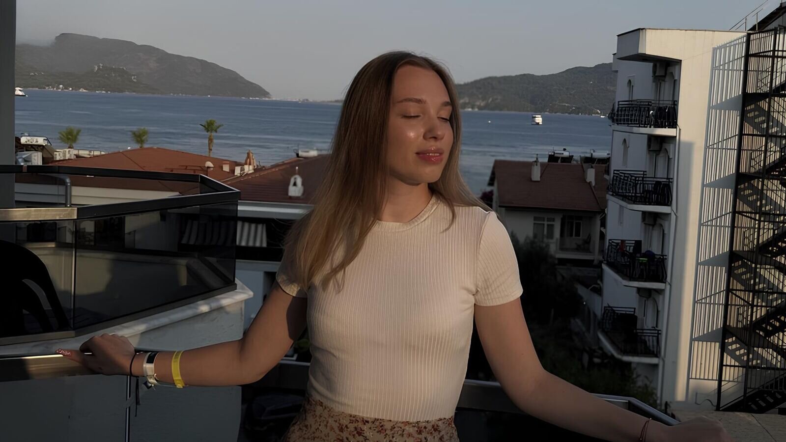 AshleyWin