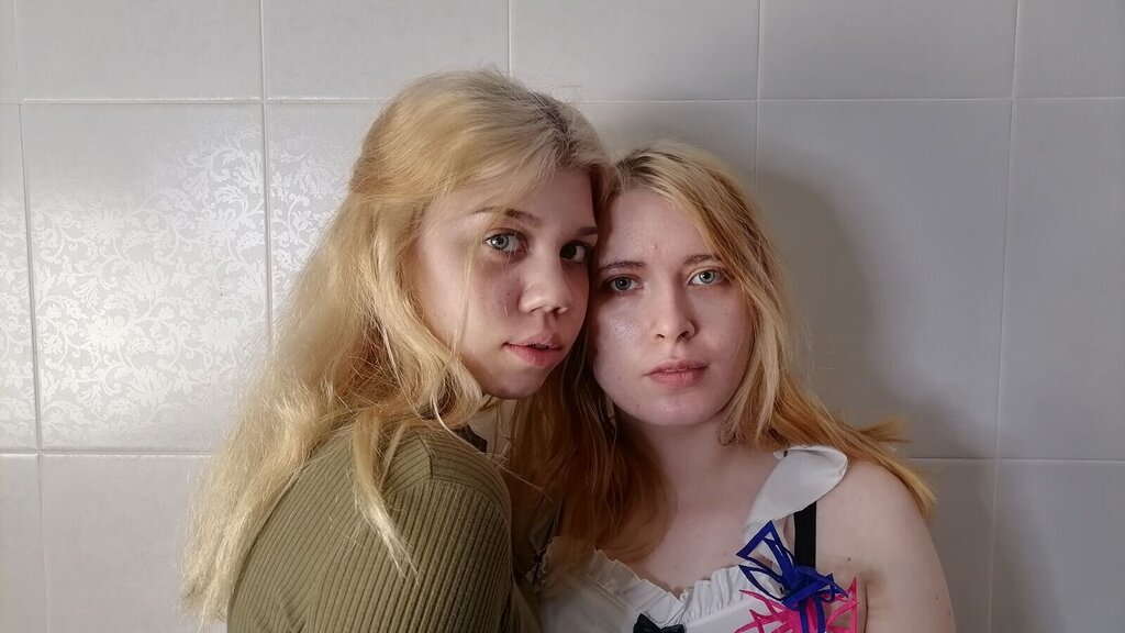 AminaAndVittoria